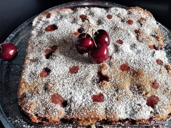 Clafoutis aux cerises parfumé aux arachides