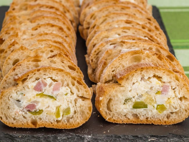 Baguette farcie aux lardons, légumes et parmesan