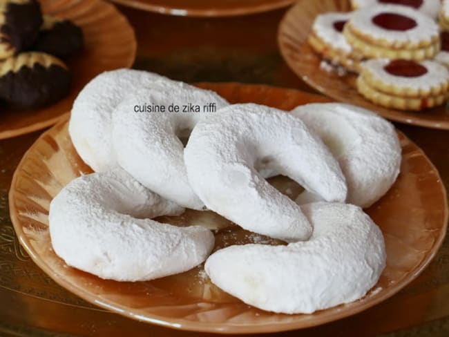 BOUSSOU LA TMESSOU FAÇON GARN GHZEL- GÂTEAUX ALGÉRIENS FONDANTS