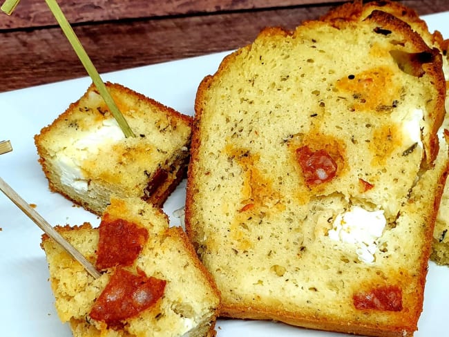 Cake au chorizo et à  la fêta