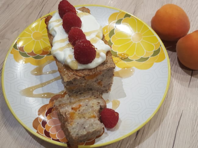 Porridge au four à la banane et aux abricots