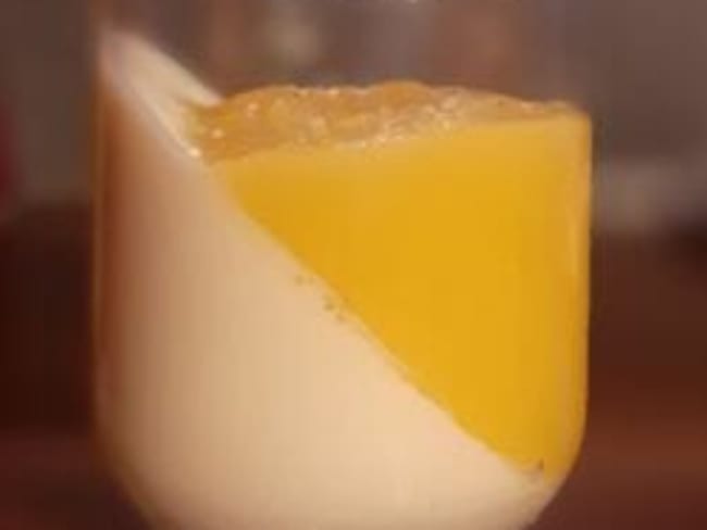 Panna cotta à la mangue fraîche