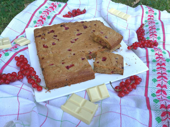 Cookie géant aux groseilles et chocolat blanc