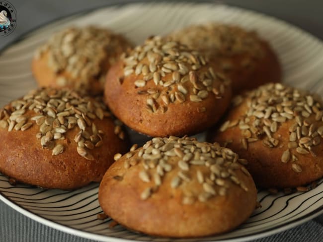 Buns de seigle au miel et graines de tournesol