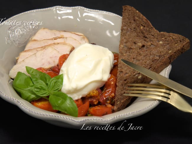 Tomates cerises marinées et burrata