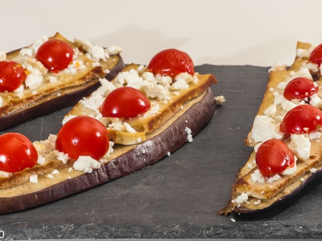 Aubergine au tofu fumé et tomates cerises