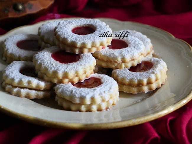 Sablés fondants pur beurre à la confiture de fraises