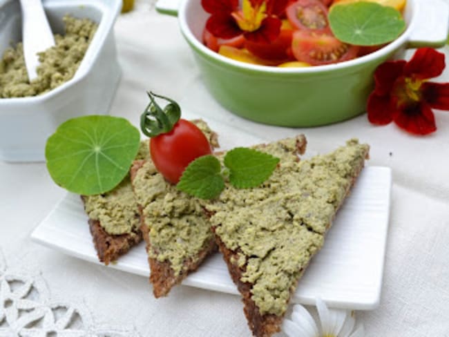 Pâté végétarien à l'épiaire des bois