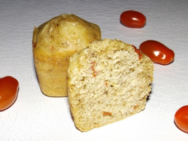 Gâteau au yaourt, tomates cerise et parmesan à la Multidélices