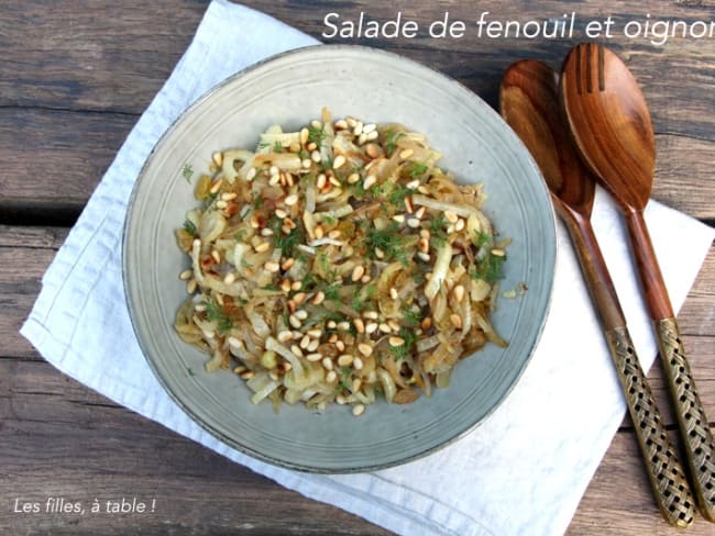 Salade de fenouil et oignons aigre-doux