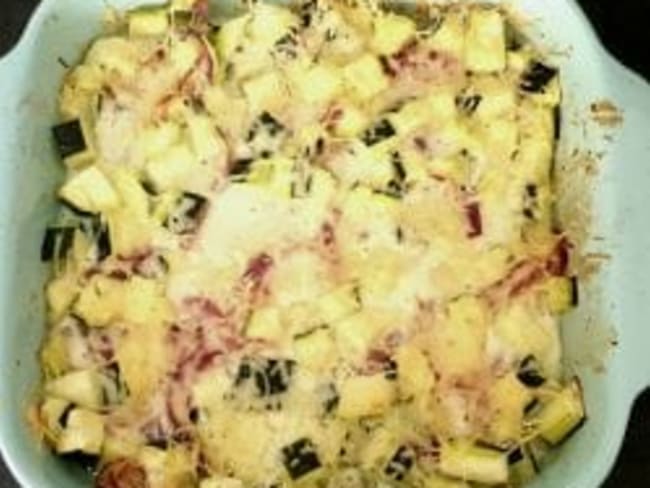 Recette de gratin de courgettes et oignons. Facile et rapide à faire