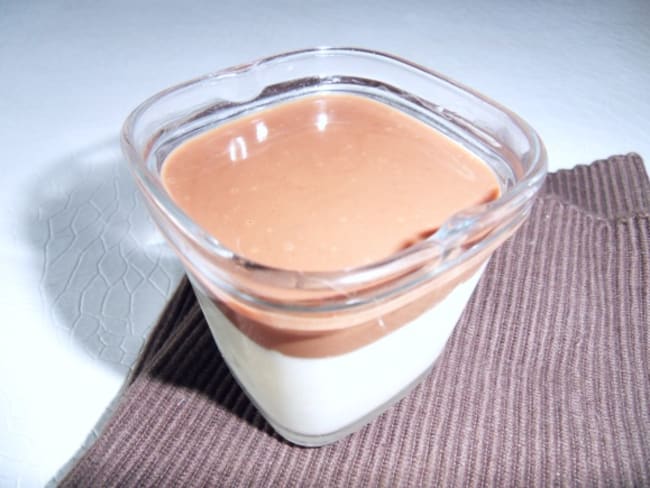 Panna cotta et son coulis de Nutella