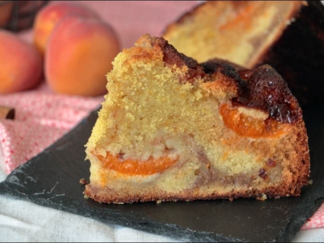 Amandin aux abricots et à la cannelle de Yotam Ottolenghi