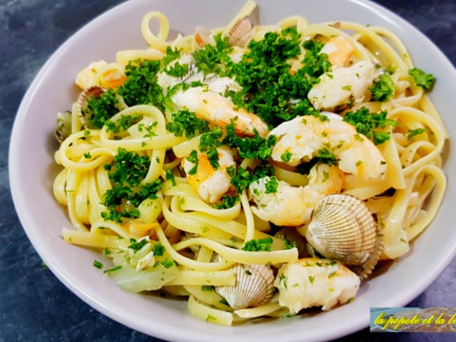 Linguines aux coques et crevettes