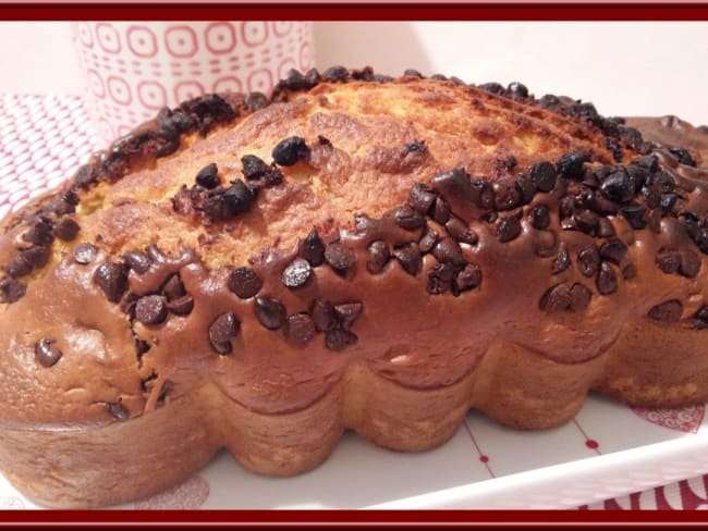 Cake à la crème fraîche et pépites de chocolat