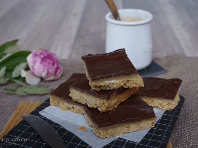 Shortbreads Millionaires au caramel de noix de cajou