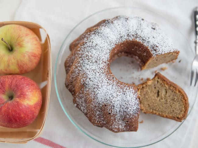 Apple cake