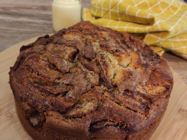 Gâteau aux pommes épicées