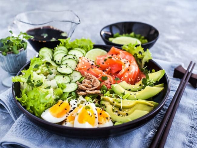 Bowl au saumon ultra gourmand et anti-gaspi (recette minceur)