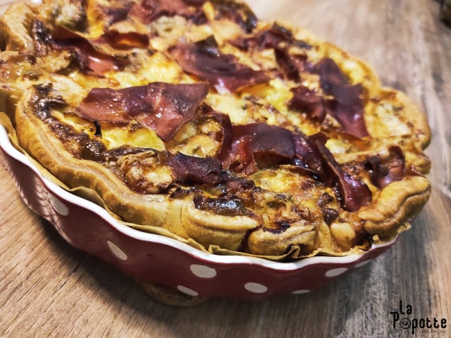 L'Auvergnate : une tarte aux pommes de terre et fourme d'Ambert