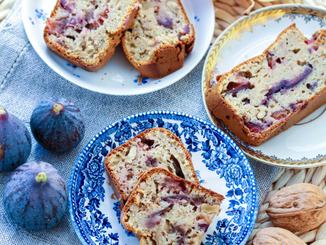 Cake aux figues et noix