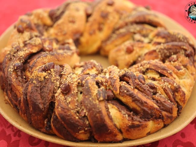 Brioche tressée Nutella noisettes