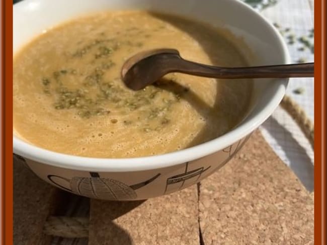 Soupe de pois cassés au lait de coco