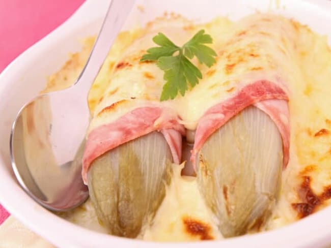 Gratin d'endives au jambon et béchamel