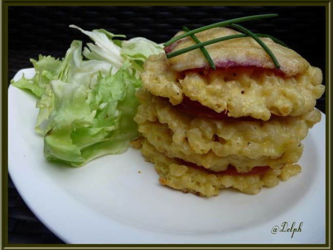 Mille feuilles de coquillettes et bacon