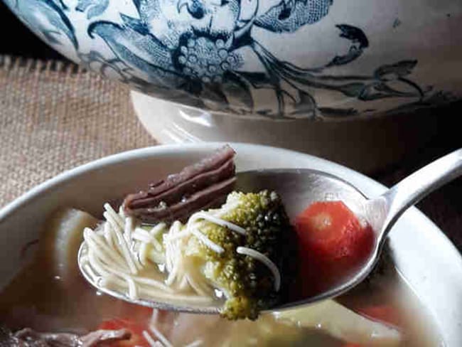 Bouillon de Pot au feu et vermicelles