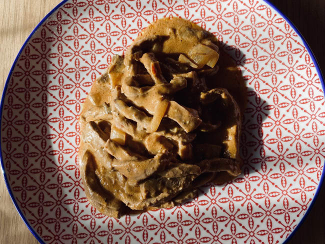 Boeuf Stroganov