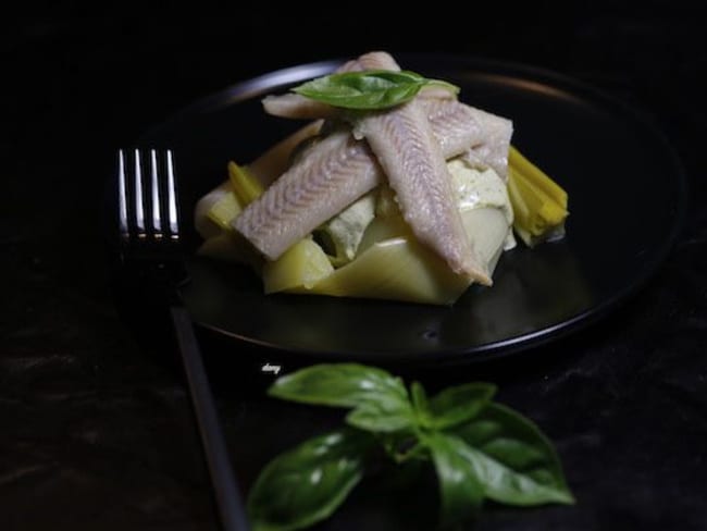 salade tiède poireaux pommes de terre et anguille fumée