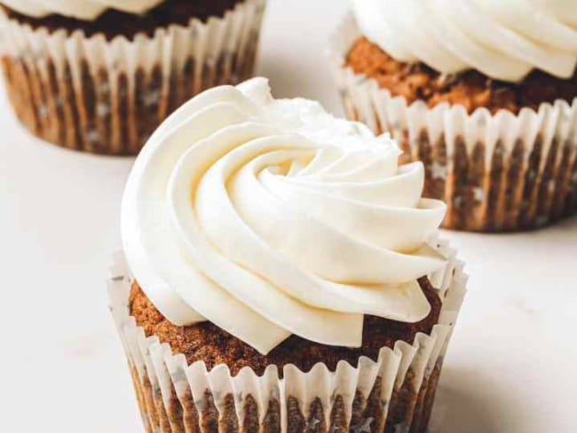 Glaçage au Cream cheese facile pour carrot cake