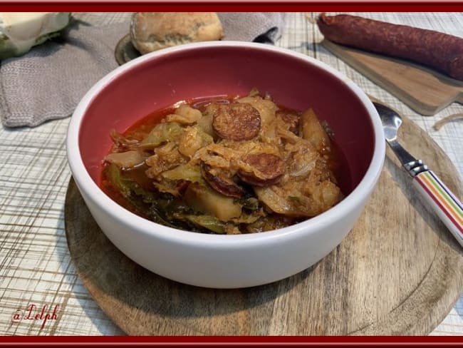 Soupe au chorizo et chou frisé