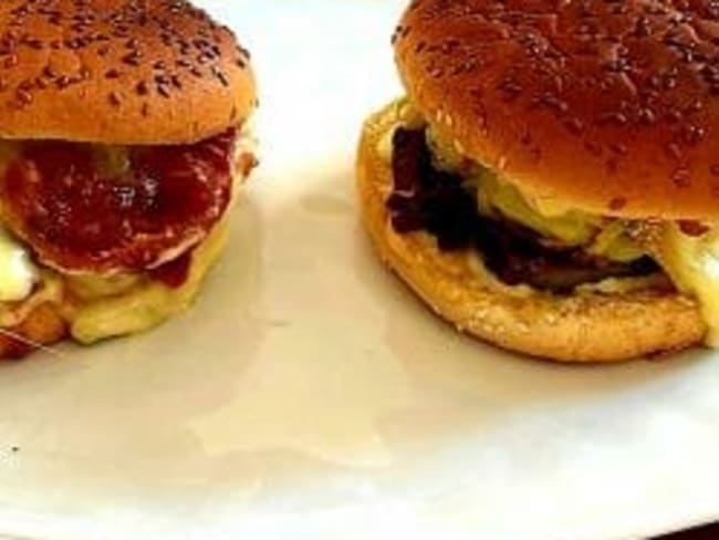 Burger végétarien aux röstis, fromage morbier et oignons caramélisés