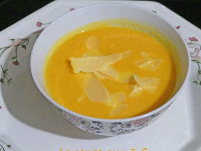 La soupe aux 3 C : carottes, courge et lait de coco