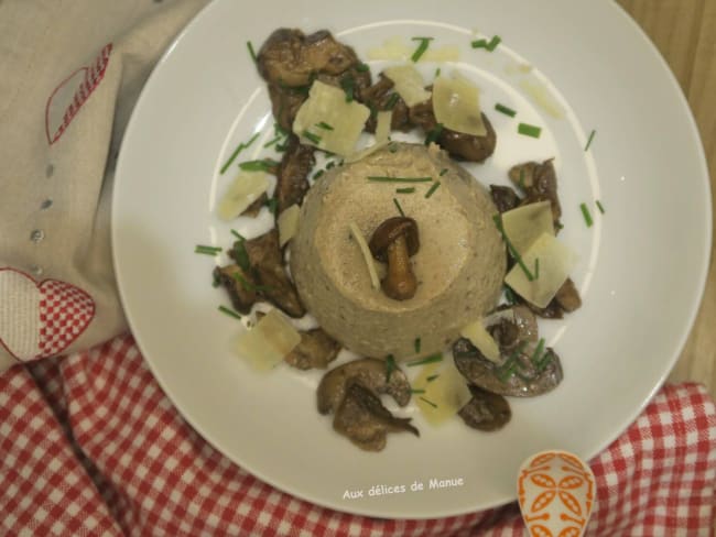 Panna cotta aux champignons et parmesan