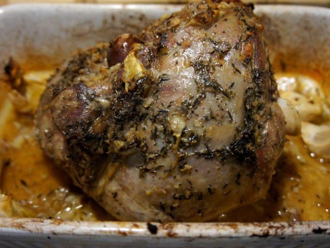 Gigot d'agneau au thym pour Pâques