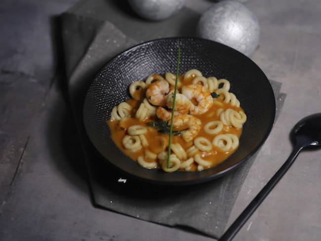 Petites pâtes aux gambas bisque et épinards