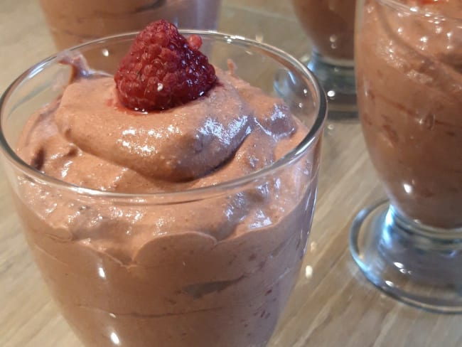 Mousse au chocolat et aux framboises