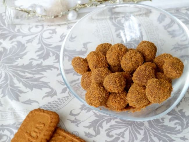 Truffes chocolat au lait, citron et speculoos pour les fêtes