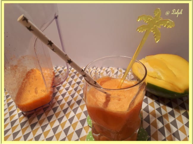 Jus vitaminé aux carottes, mangue et poire