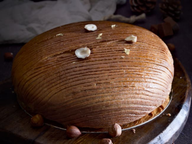 La galette des rois à la brioche feuilletée à la pâte de chocolat et de noisettes gianduja 