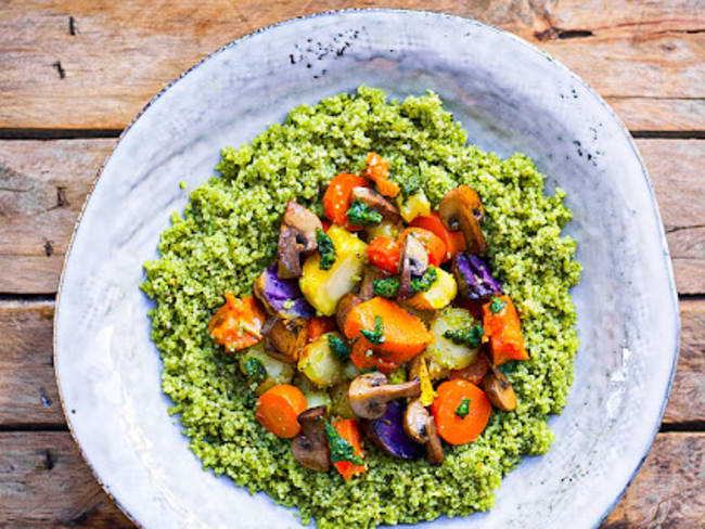 Salade de couscous vert aux légumes rôtis