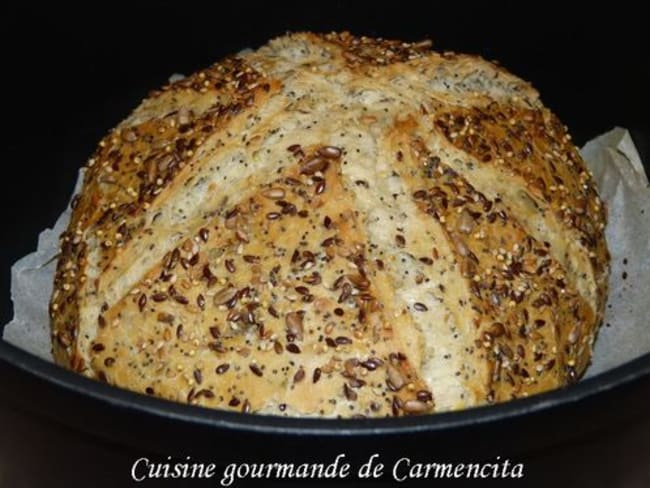 Pain aux six graines cuit en cocotte