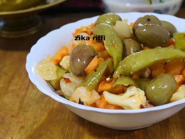 PICKLES OU VARIANTES DE LÉGUMES QUATRE SAISONS MARINÉS AUX ÉPICES POUR RAMADAN ET AMUSE BOUCHES