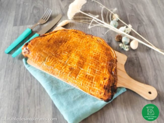 Chausson aux pommes géant sans gluten ni lait ni lactose ni sucre ajouté