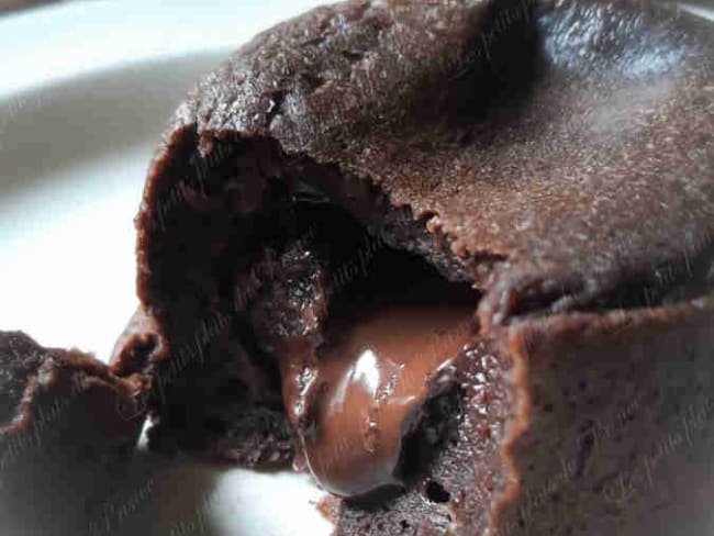 Gâteau moelleux facile rapide, très coulant au chocolat