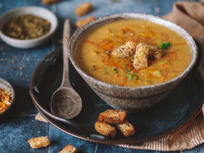 Potage de brocoli, carotte carottes et poireaux