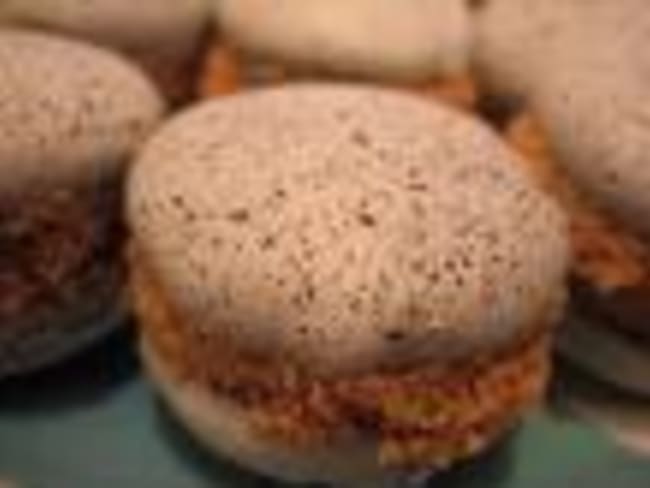 Macarons aux Foie Gras et Chutney de Figues